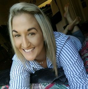 Meet your Posher, Kelly